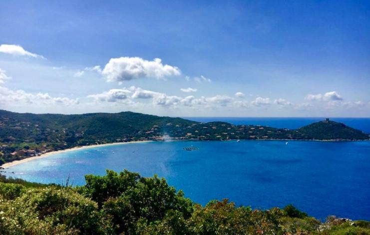 Magnifique Appartement Devant La Plage Propriano  Buitenkant foto